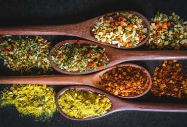 Jak wybrać producenta przypraw